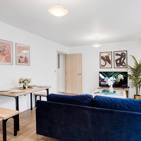 Ultra Stylish 2 Bedroom Apt Centrally Located เบอร์มิงแฮม ภายนอก รูปภาพ