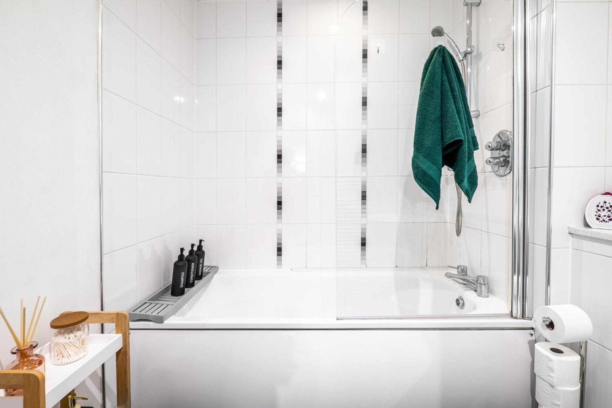 Ultra Stylish 2 Bedroom Apt Centrally Located เบอร์มิงแฮม ภายนอก รูปภาพ