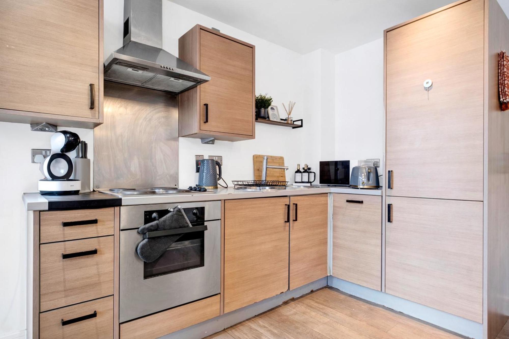 Ultra Stylish 2 Bedroom Apt Centrally Located เบอร์มิงแฮม ภายนอก รูปภาพ